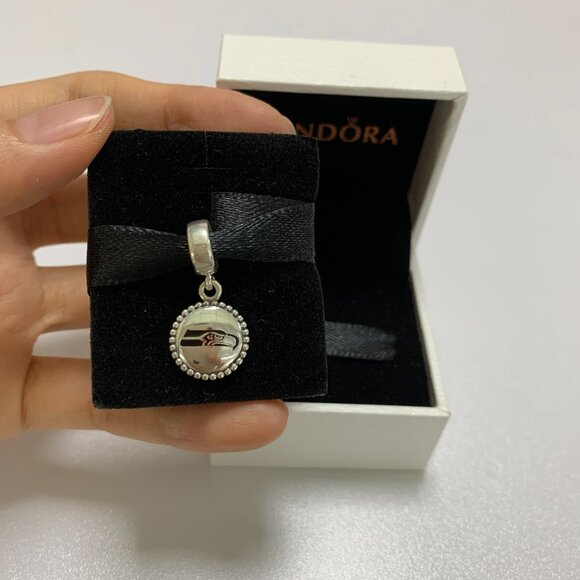 Pandora Seattle Seahawks Charm - Picture 1 of 4